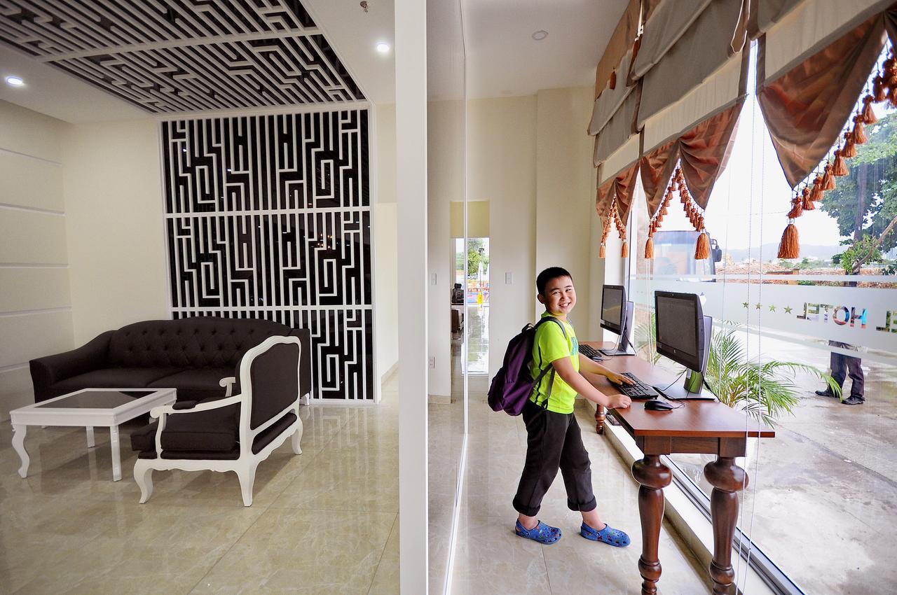 Rigel Hotel Να Τρανγκ Εξωτερικό φωτογραφία